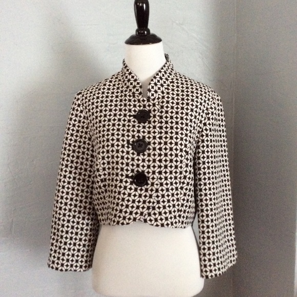 White House Black Market Jackets & Blazers - WHBM Crop jacket. Black and white